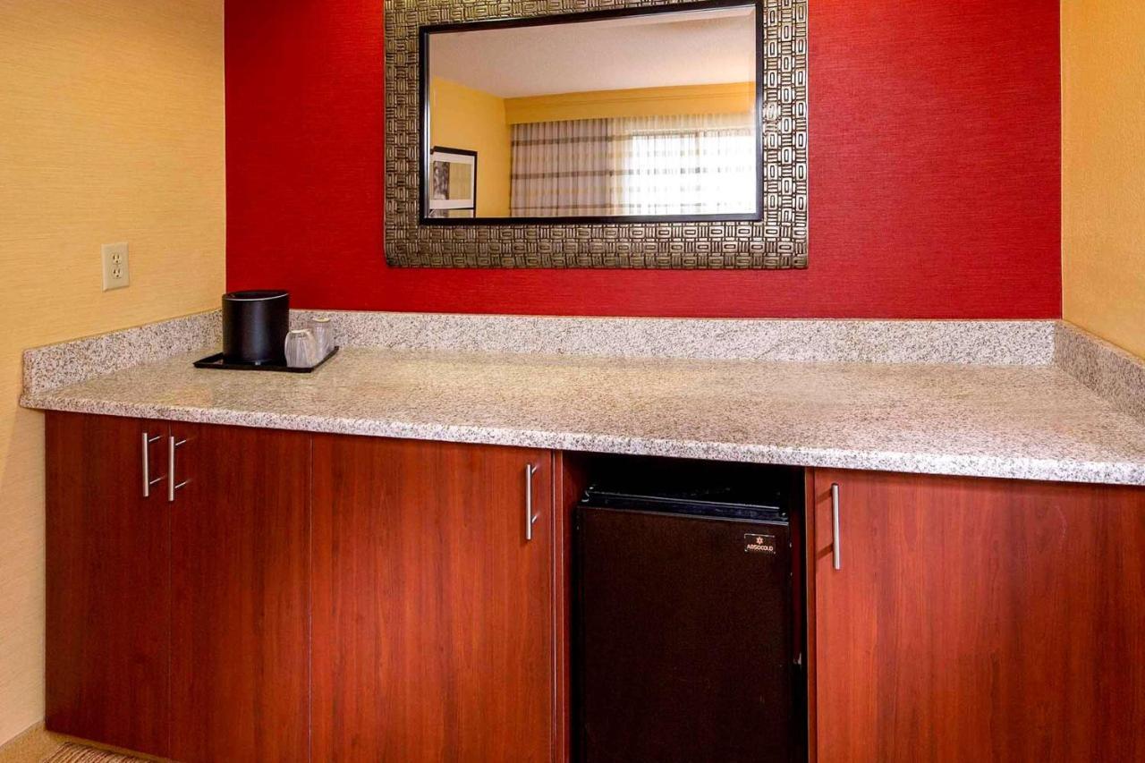 Sonesta Select Durham Research Triangle Park Hotell Eksteriør bilde