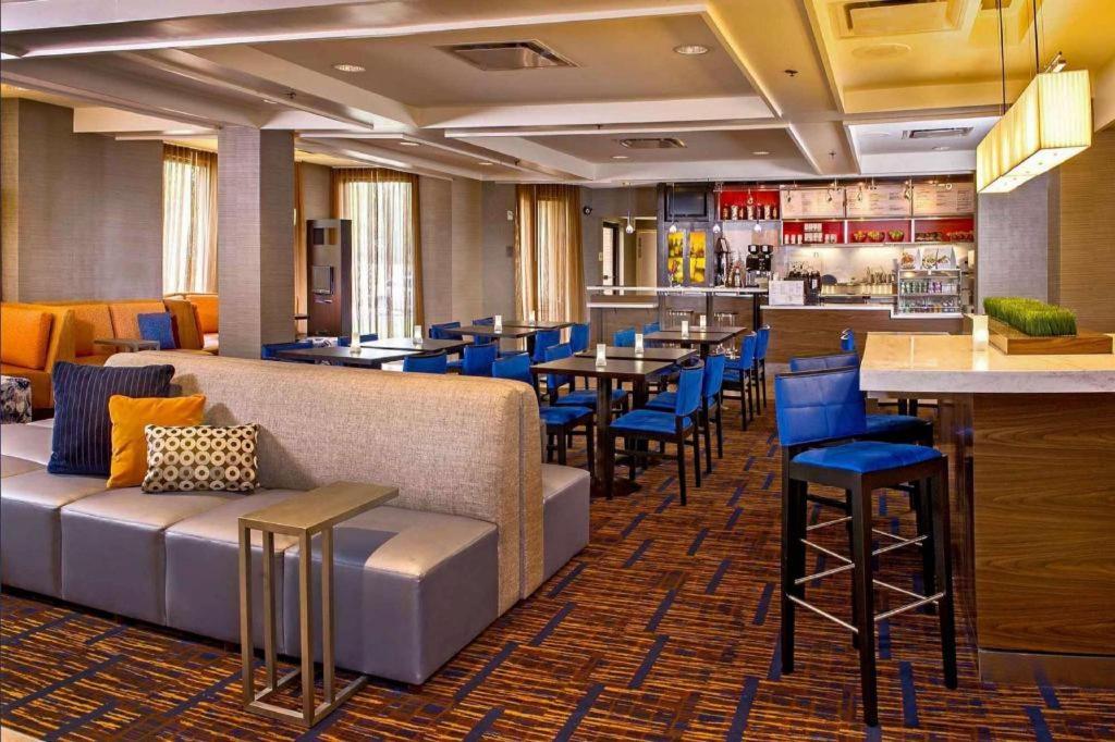 Sonesta Select Durham Research Triangle Park Hotell Eksteriør bilde